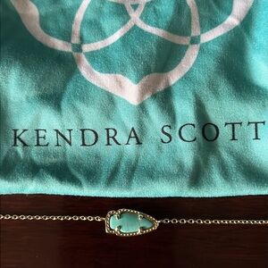 Kendra Scott Arrowhead necklace